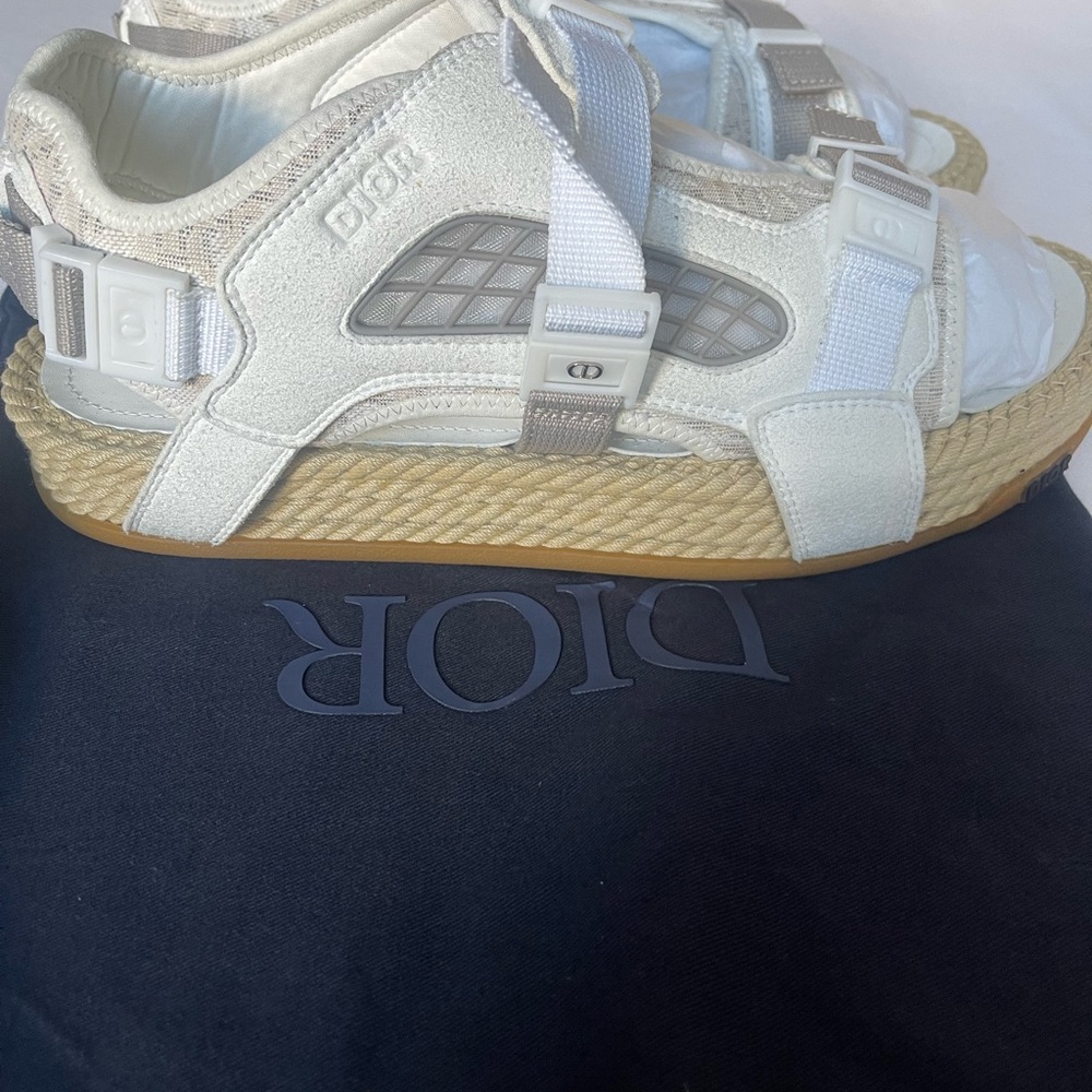 Guaranteed Authentic Dior Men’s Atlas Sandals - White - Size 43 - New - Picture 8 of 10
